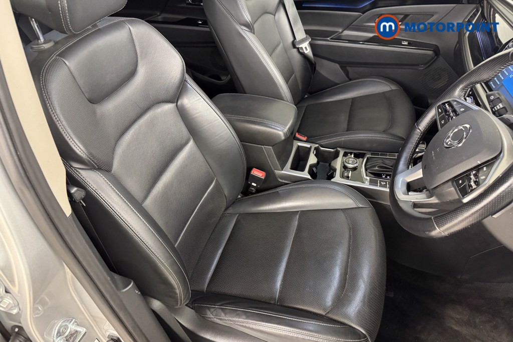 Ssangyong Korando Ultimate Automatic Diesel SUV - Stock Number (1547976) - 5th supplementary image