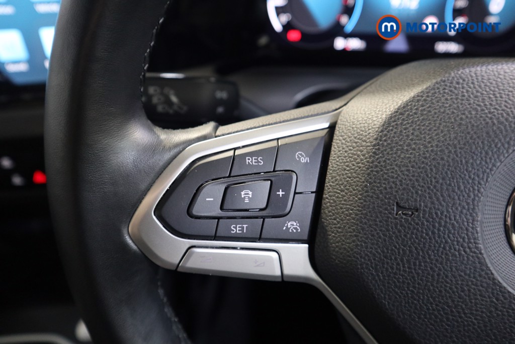 Volkswagen Golf Style Manual Petrol Hatchback - Stock Number (1548156) - 3rd supplementary image