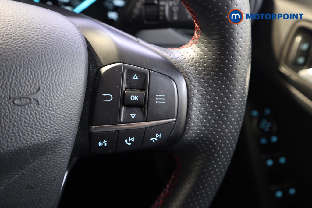 Ford Focus St-Line Edition Manual Petrol-Electric Hybrid Hatchback - Stock Number (1548373) - 4th supplementary image
