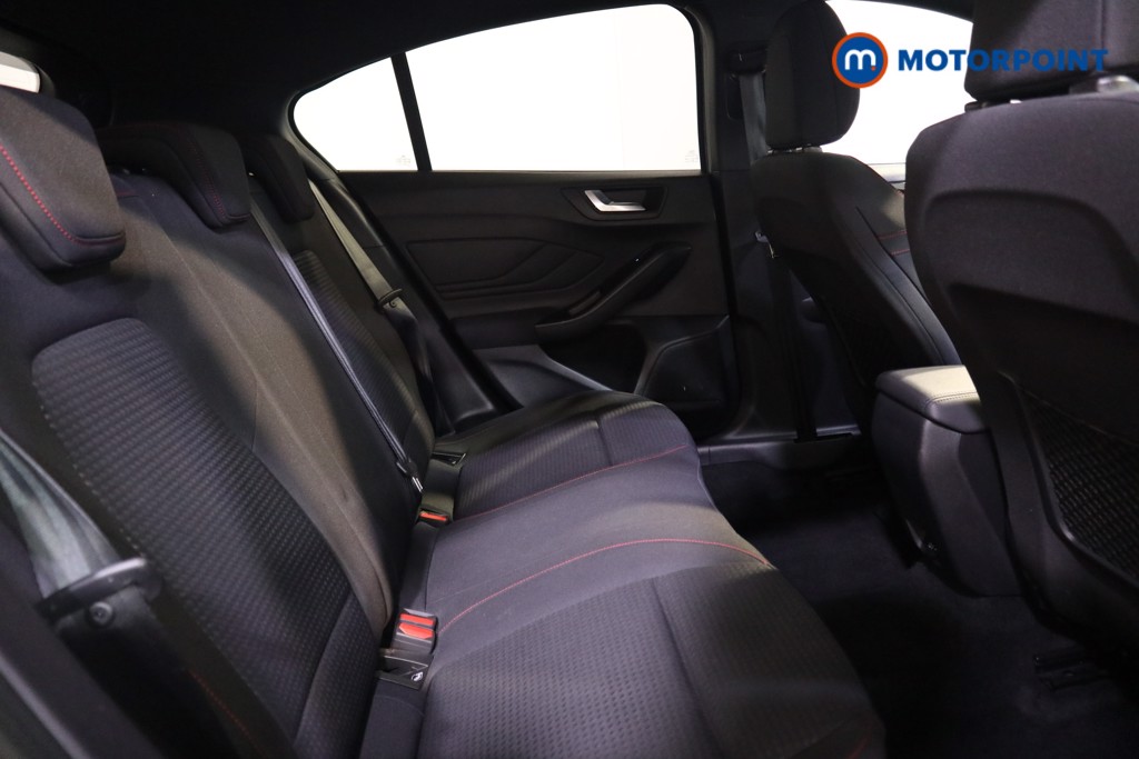 Ford Focus St-Line Edition Manual Petrol-Electric Hybrid Hatchback - Stock Number (1548373) - 14th supplementary image