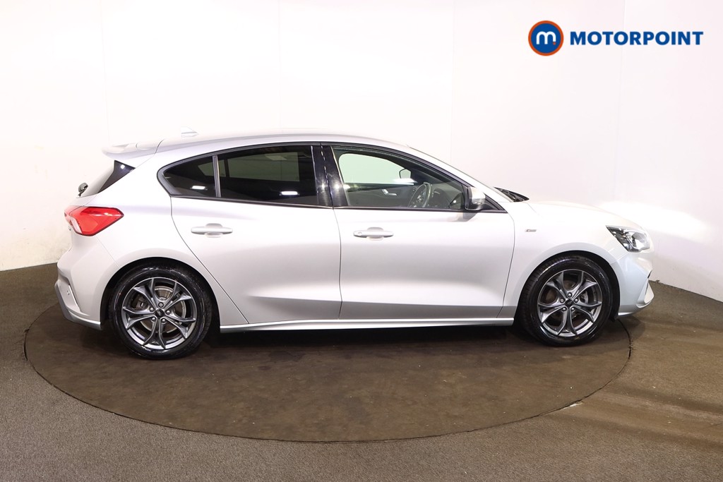 Ford Focus St-Line Edition Manual Petrol-Electric Hybrid Hatchback - Stock Number (1548373) - Drivers side