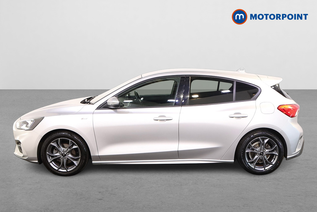 Ford Focus St-Line Edition Manual Petrol-Electric Hybrid Hatchback - Stock Number (1548373) - Passenger side