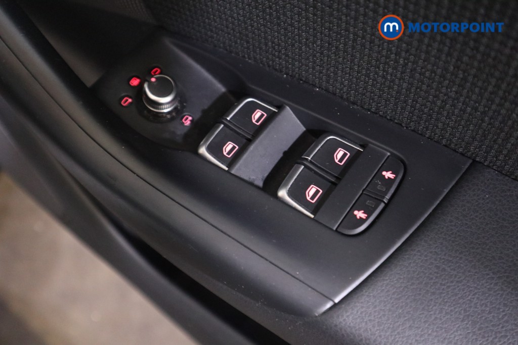Audi Q3 S Line Edition Manual Petrol SUV - Stock Number (1548459) - 14th supplementary image