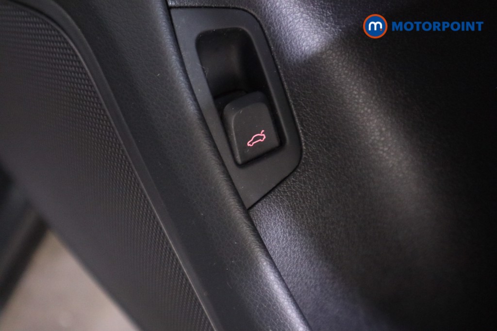 Audi Q3 S Line Edition Manual Petrol SUV - Stock Number (1548459) - 15th supplementary image