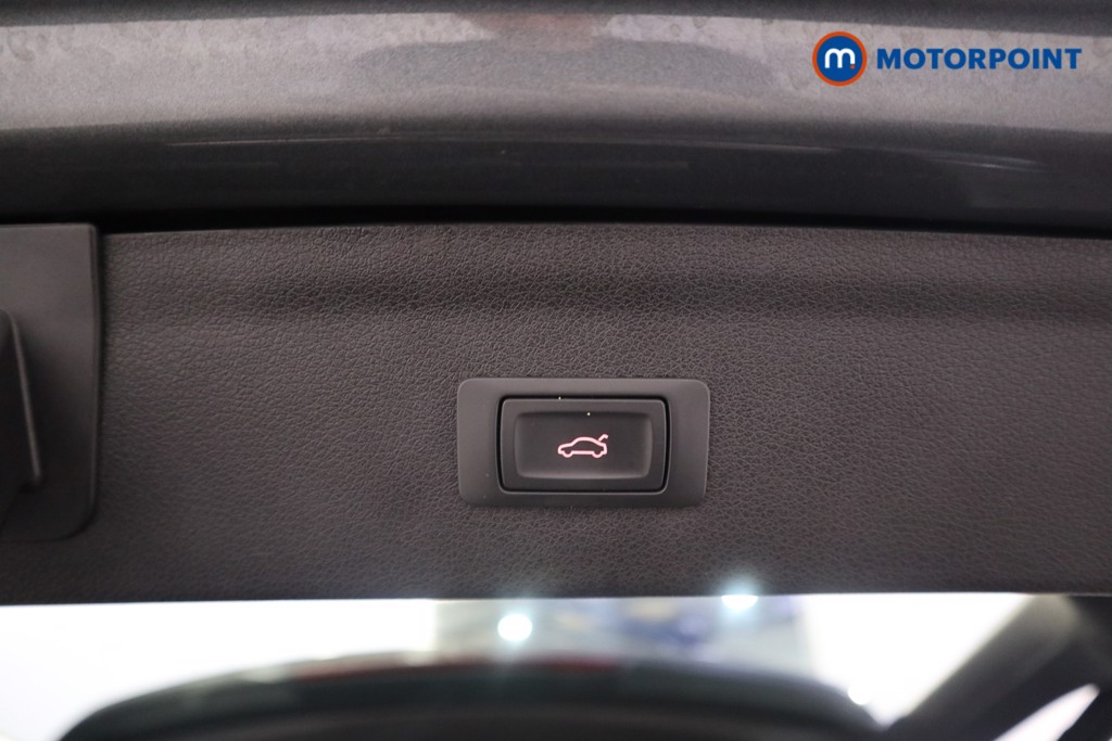 Audi Q3 S Line Edition Manual Petrol SUV - Stock Number (1548459) - 20th supplementary image