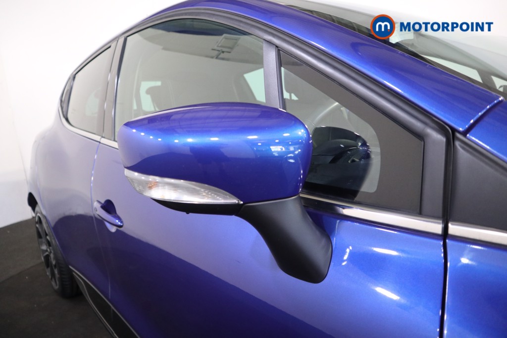 Renault Clio Iconic Manual Petrol Hatchback - Stock Number (1548621) - 21st supplementary image