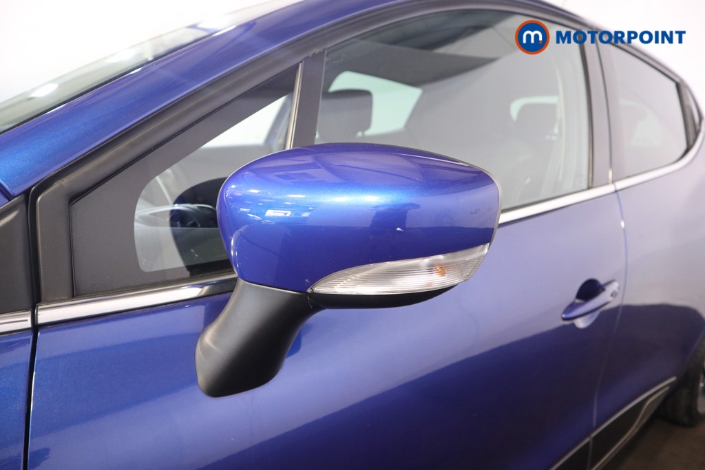 Renault Clio Iconic Manual Petrol Hatchback - Stock Number (1548621) - 22nd supplementary image