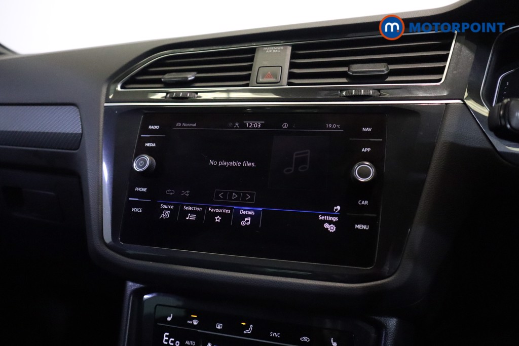 Volkswagen Tiguan R-Line Automatic Petrol Plug-In Hybrid SUV - Stock Number (1549433) - 17th supplementary image