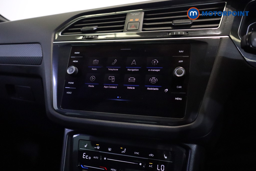 Volkswagen Tiguan R-Line Automatic Petrol Plug-In Hybrid SUV - Stock Number (1549433) - 19th supplementary image