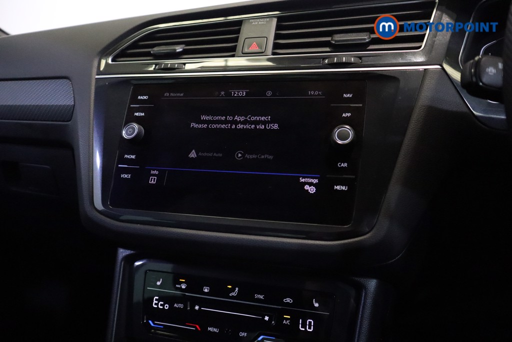 Volkswagen Tiguan R-Line Automatic Petrol Plug-In Hybrid SUV - Stock Number (1549433) - 20th supplementary image