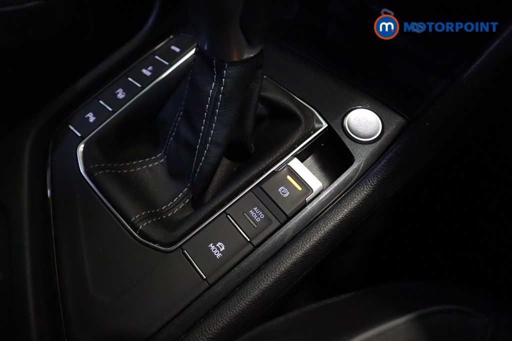 Volkswagen Tiguan R-Line Automatic Petrol Plug-In Hybrid SUV - Stock Number (1549433) - 24th supplementary image
