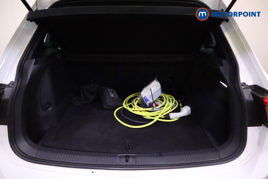 Volkswagen Tiguan R-Line Automatic Petrol Plug-In Hybrid SUV - Stock Number (1549433) - 33rd supplementary image