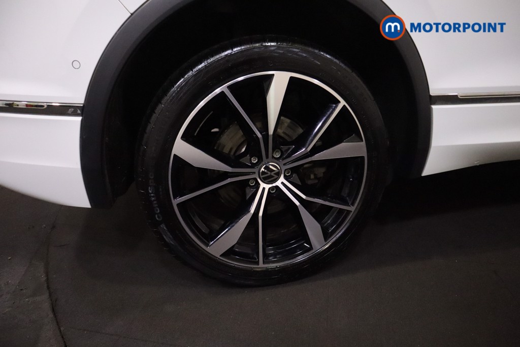 Volkswagen Tiguan R-Line Automatic Petrol Plug-In Hybrid SUV - Stock Number (1549433) - 34th supplementary image