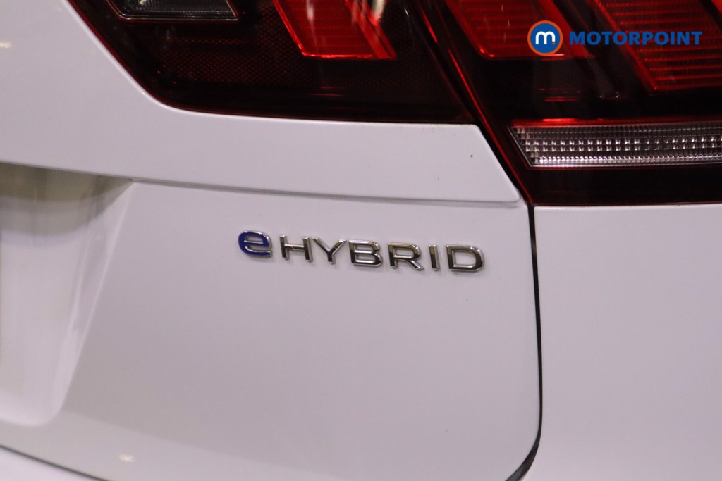 Volkswagen Tiguan R-Line Automatic Petrol Plug-In Hybrid SUV - Stock Number (1549433) - 40th supplementary image