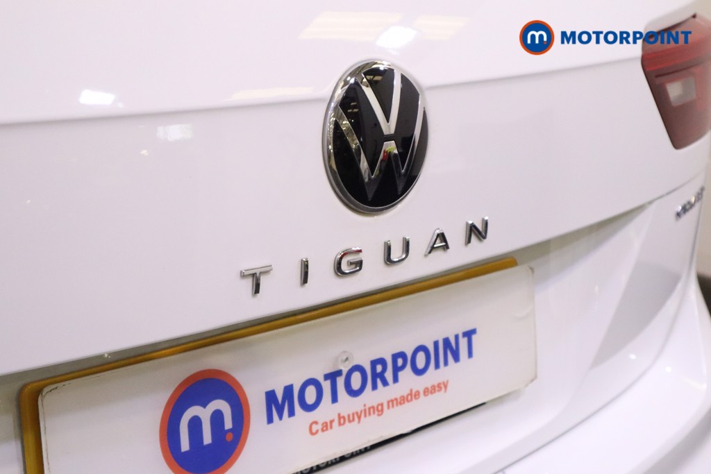 Volkswagen Tiguan R-Line Automatic Petrol Plug-In Hybrid SUV - Stock Number (1549433) - 42nd supplementary image