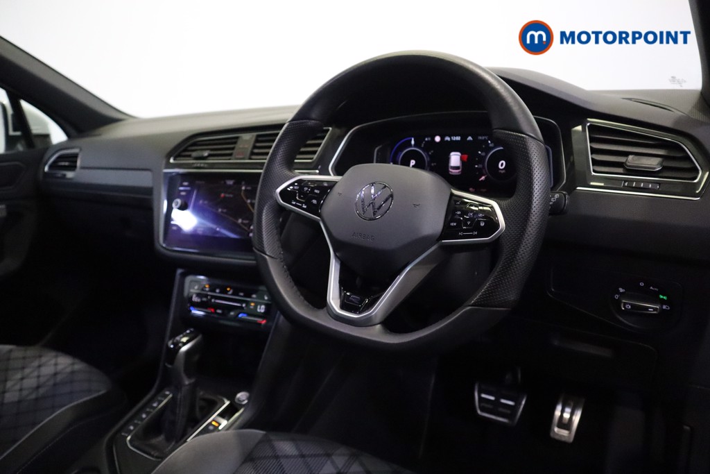 Volkswagen Tiguan R-Line Automatic Petrol Plug-In Hybrid SUV - Stock Number (1549433) - 1st supplementary image