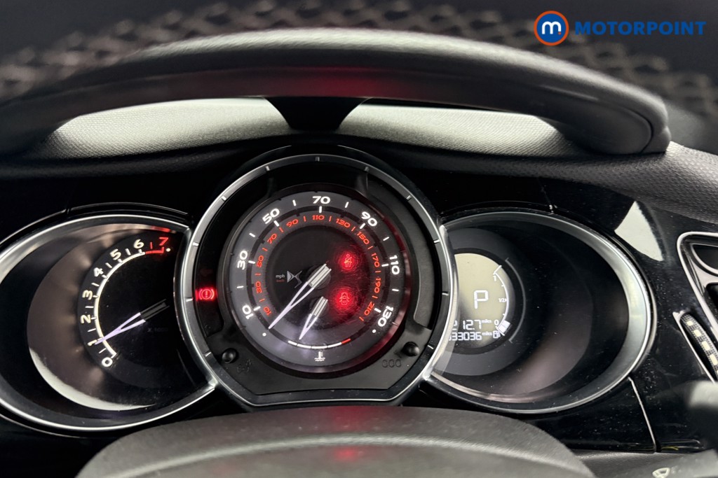 DS Ds 3 Connected Chic Automatic Petrol Hatchback - Stock Number (1549778) - 4th supplementary image