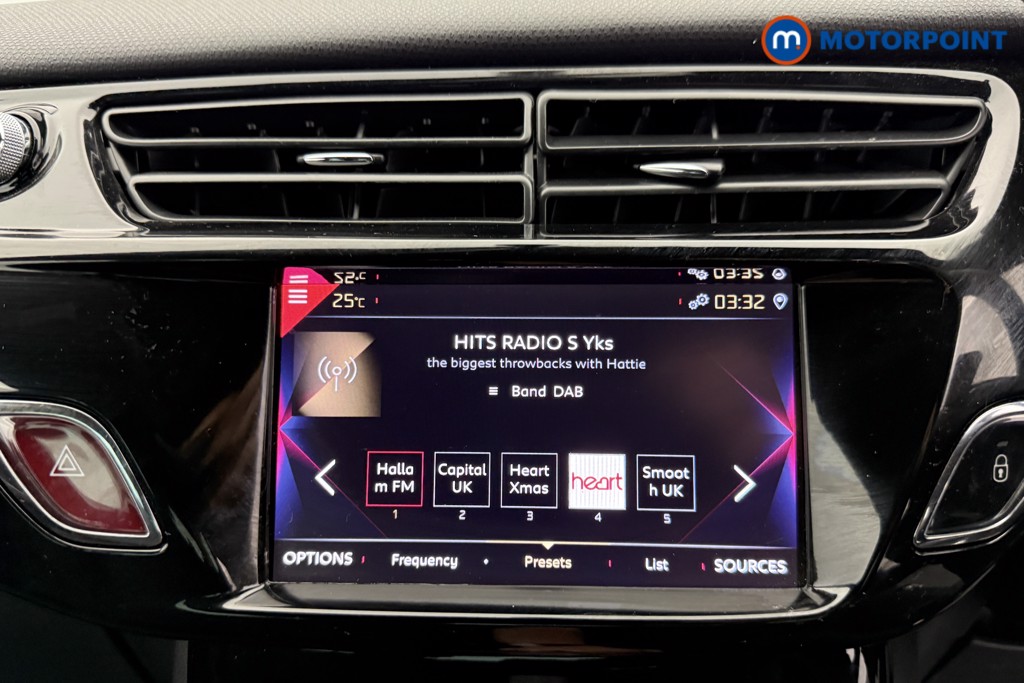 DS Ds 3 Connected Chic Automatic Petrol Hatchback - Stock Number (1549778) - 5th supplementary image