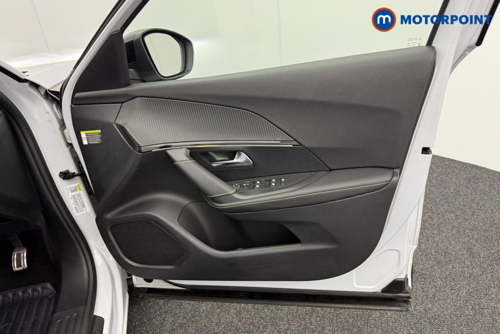 Peugeot 2008 GT Automatic Petrol SUV - Stock Number (1550013) - 14th supplementary image