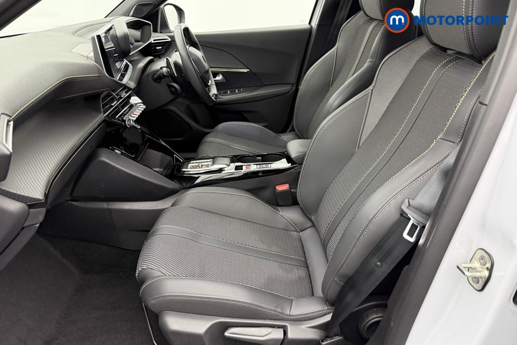 Peugeot 2008 GT Automatic Petrol SUV - Stock Number (1550013) - 20th supplementary image