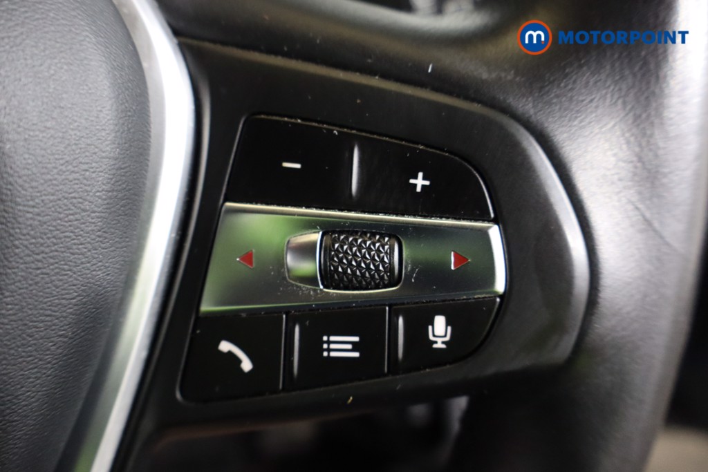 BMW 1 Series SE Manual Petrol Hatchback - Stock Number (1550929) - 9th supplementary image