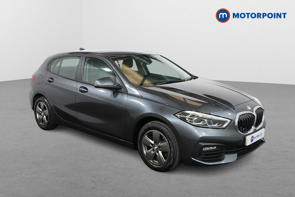 BMW 1 Series SE Manual Petrol Hatchback - Stock Number (1550929) - Drivers side front corner