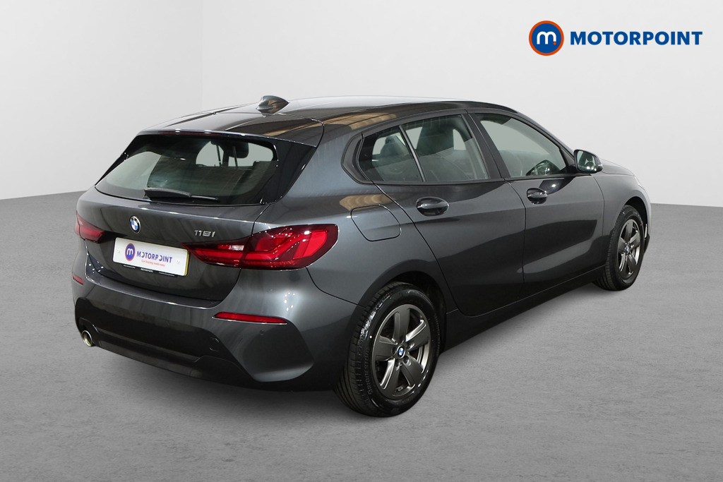 BMW 1 Series SE Manual Petrol Hatchback - Stock Number (1550929) - Drivers side rear corner