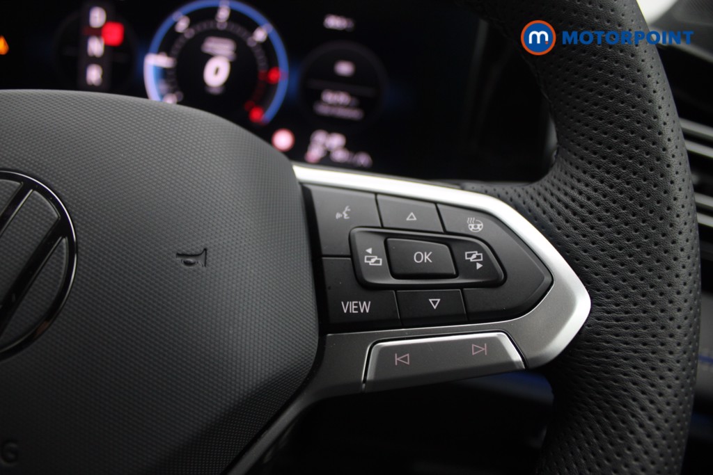 Volkswagen Tiguan R-Line Automatic Diesel SUV - Stock Number (1550982) - 14th supplementary image