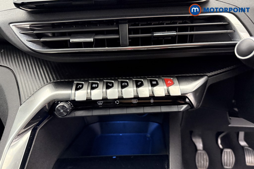 Peugeot 3008 Allure Manual Diesel SUV - Stock Number (1551060) - 11th supplementary image