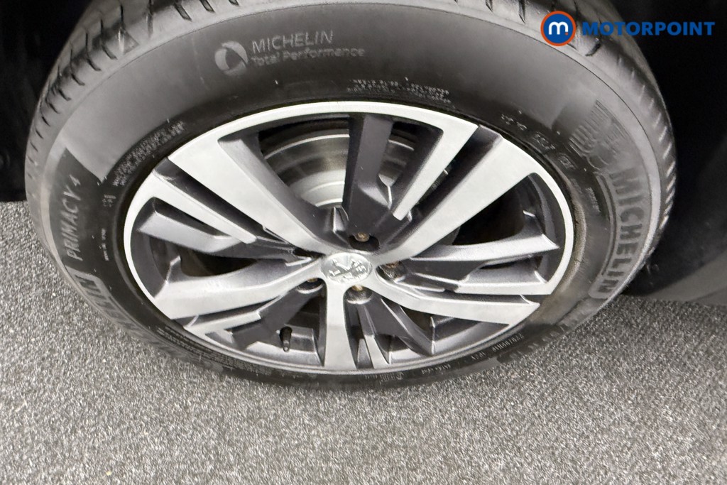 Peugeot 3008 Allure Manual Diesel SUV - Stock Number (1551060) - 30th supplementary image