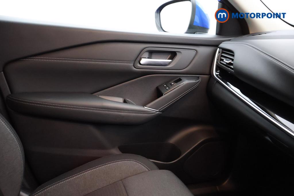 Nissan Qashqai N-Connecta Automatic Petrol-Electric Hybrid SUV - Stock Number (1551198) - 7th supplementary image
