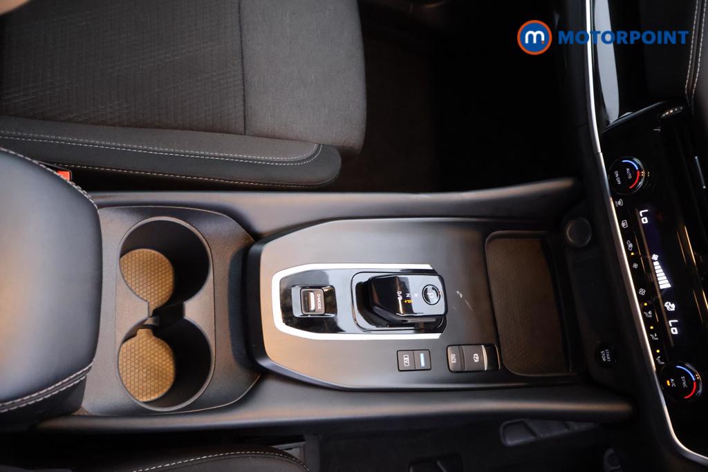 Nissan Qashqai N-Connecta Automatic Petrol-Electric Hybrid SUV - Stock Number (1551198) - 8th supplementary image