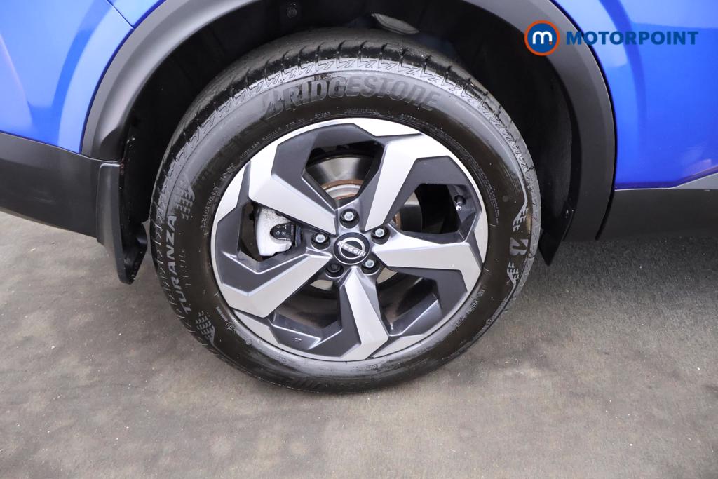 Nissan Qashqai N-Connecta Automatic Petrol-Electric Hybrid SUV - Stock Number (1551198) - 17th supplementary image