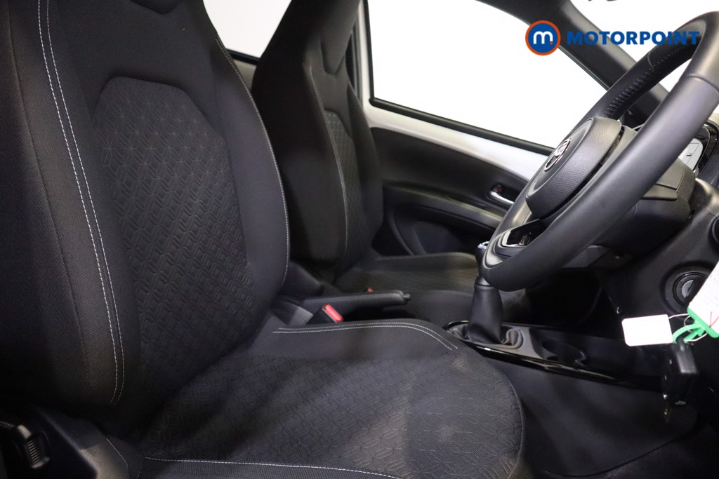 Toyota Aygo X Edge Manual Petrol Hatchback - Stock Number (1551254) - 5th supplementary image