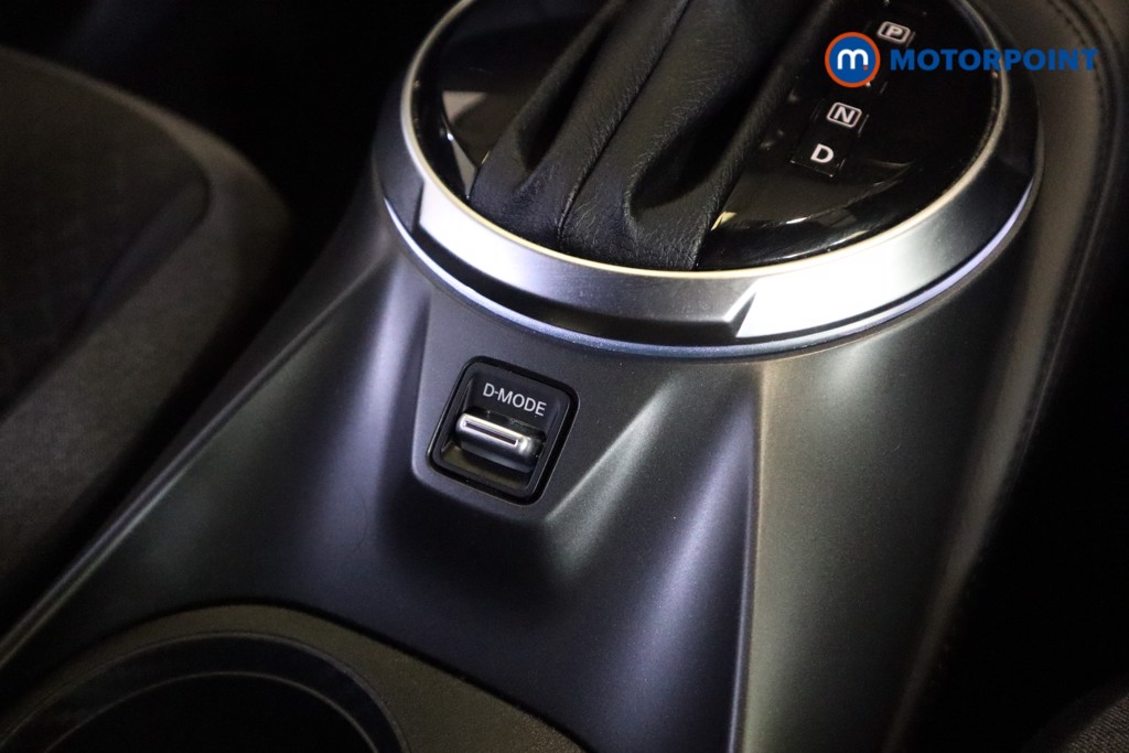 Nissan Juke N-Connecta Automatic Petrol-Electric Hybrid SUV - Stock Number (1551336) - 17th supplementary image