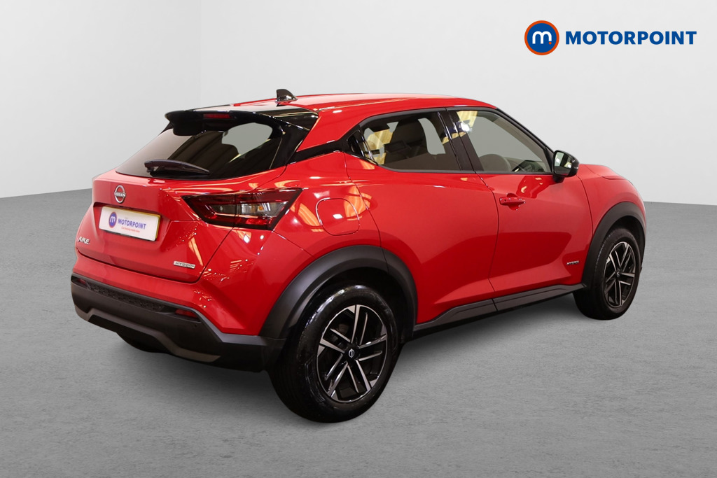 Nissan Juke N-Connecta Automatic Petrol-Electric Hybrid SUV - Stock Number (1551336) - Drivers side rear corner