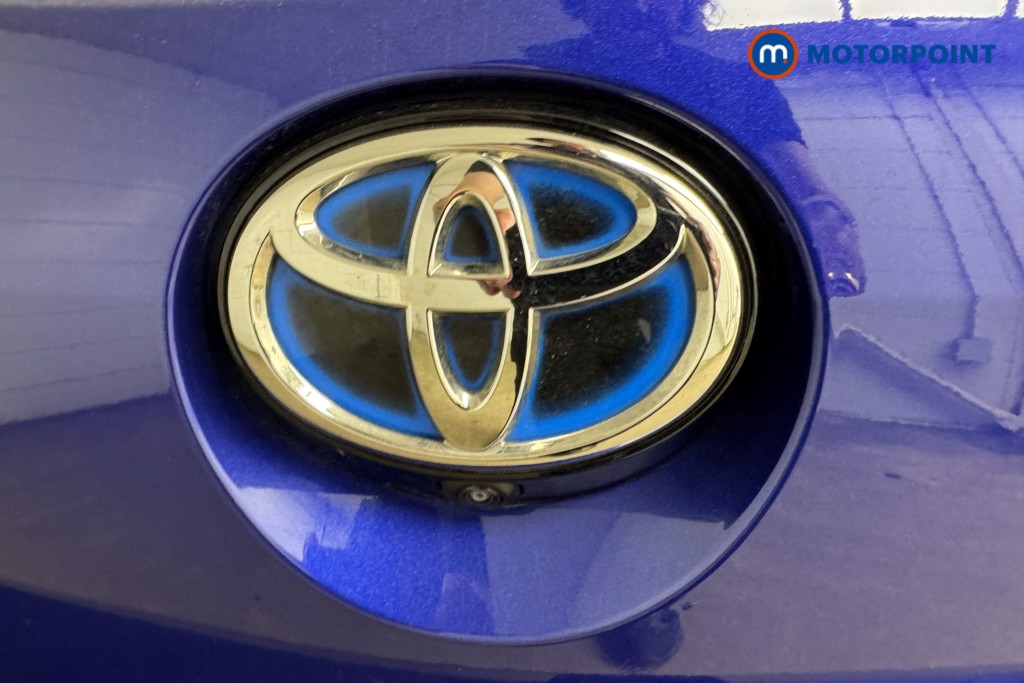 Toyota Corolla Excel Automatic Petrol-Electric Hybrid Hatchback - Stock Number (1551818) - 21st supplementary image