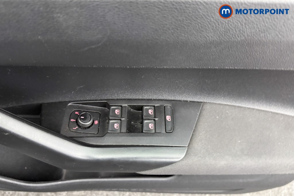 Volkswagen Polo Match Manual Petrol Hatchback - Stock Number (1551957) - 17th supplementary image