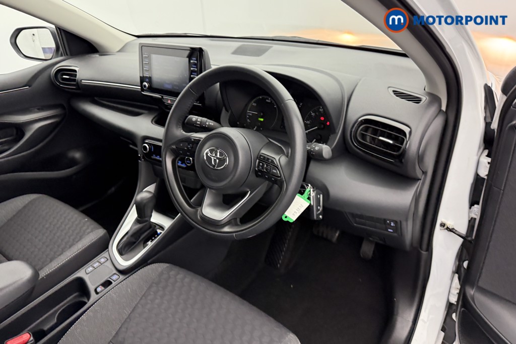 Toyota Yaris Icon Automatic Petrol-Electric Hybrid Hatchback - Stock Number (1551992) - 3rd supplementary image