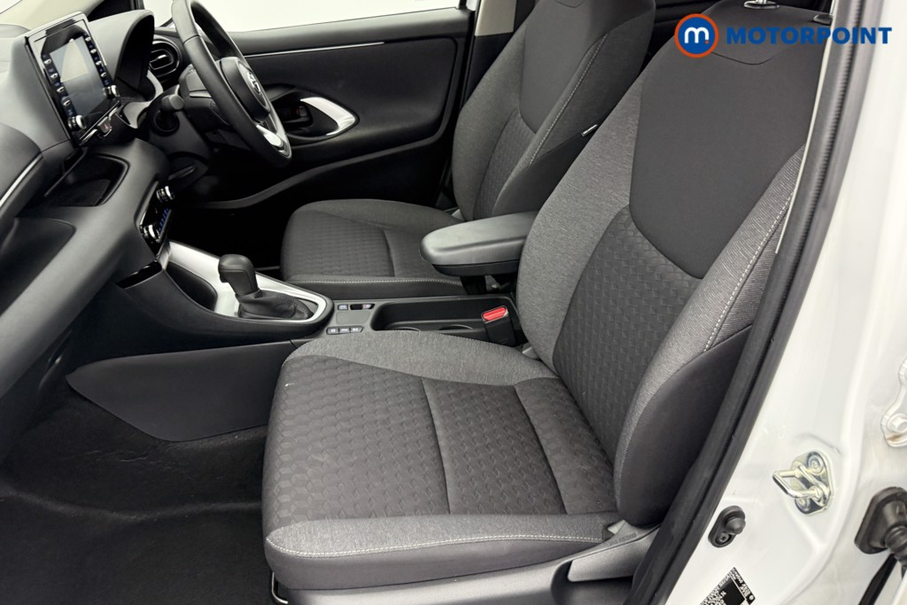 Toyota Yaris Icon Automatic Petrol-Electric Hybrid Hatchback - Stock Number (1551992) - 20th supplementary image