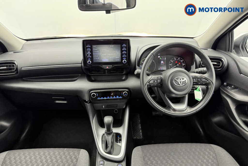 Toyota Yaris Icon Automatic Petrol-Electric Hybrid Hatchback - Stock Number (1551992) - 1st supplementary image