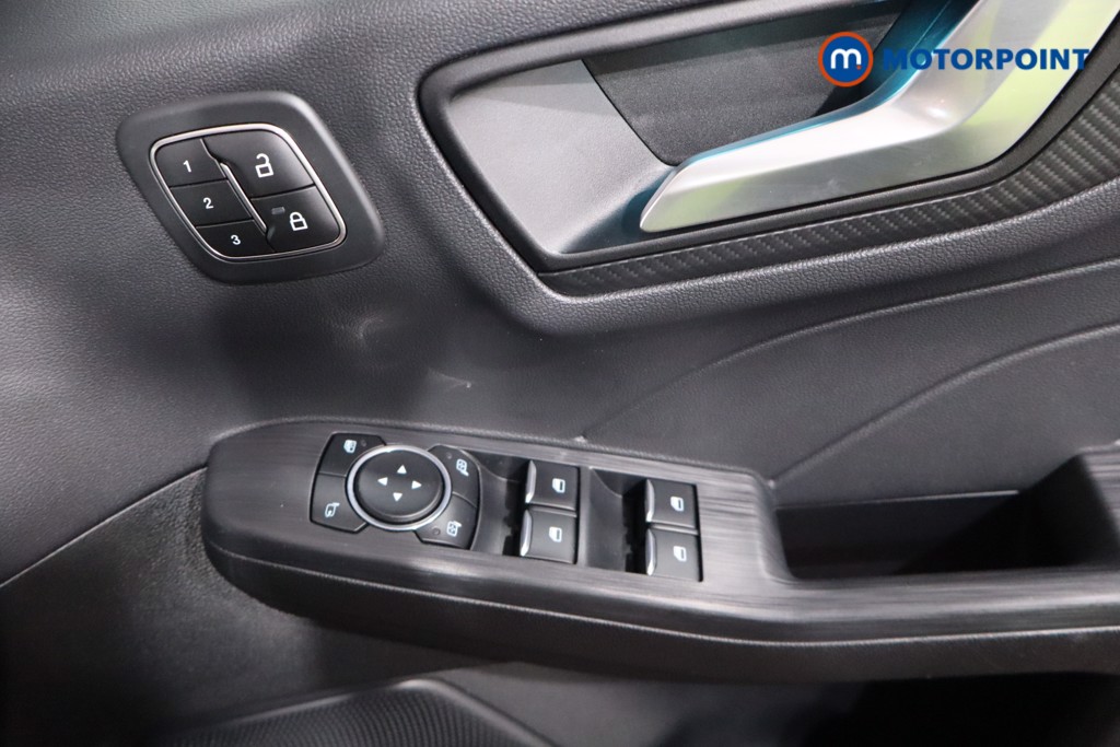 Ford Kuga St-Line Automatic Petrol Plug-In Hybrid SUV - Stock Number (1552092) - 17th supplementary image