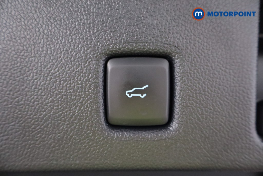 Ford Kuga St-Line Automatic Petrol Plug-In Hybrid SUV - Stock Number (1552135) - 30th supplementary image