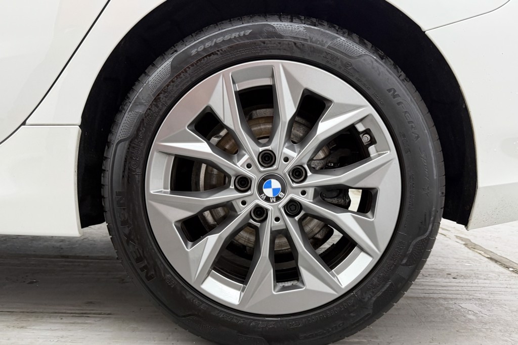 BMW 1 Series Sport Automatic Petrol Hatchback - Stock Number (1552167) - 38th supplementary image