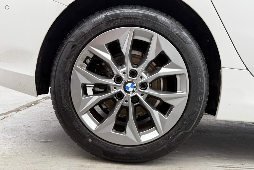 BMW 1 Series Sport Automatic Petrol Hatchback - Stock Number (1552167) - 39th supplementary image