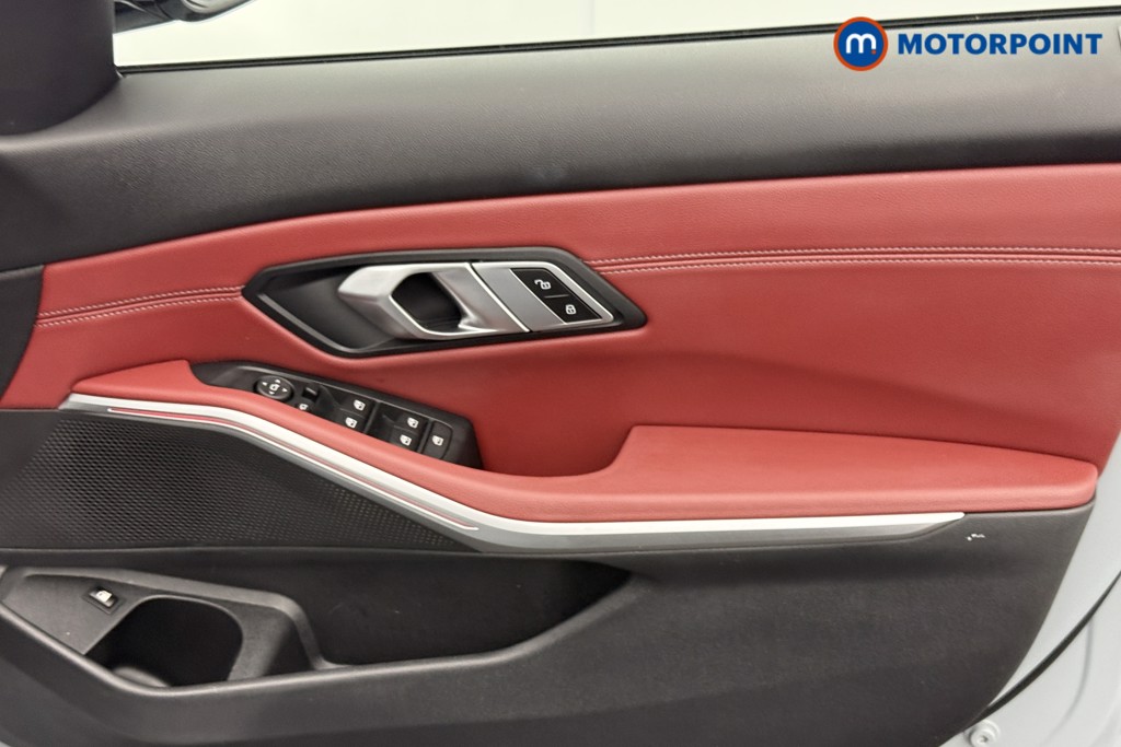 BMW 3 Series M Sport Automatic Petrol Plug-In Hybrid Saloon - Stock Number (1552251) - 16th supplementary image