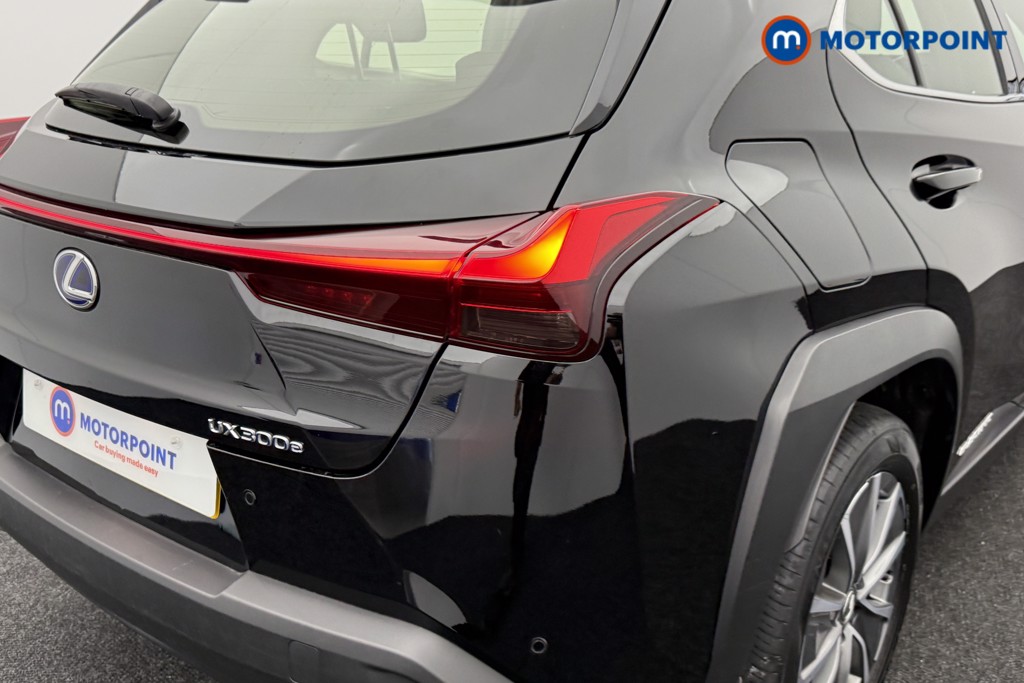 Lexus UX 300E 150Kw 54.3 Kwh 5Dr E-Cvt Automatic Electric SUV - Stock Number (1552252) - 29th supplementary image