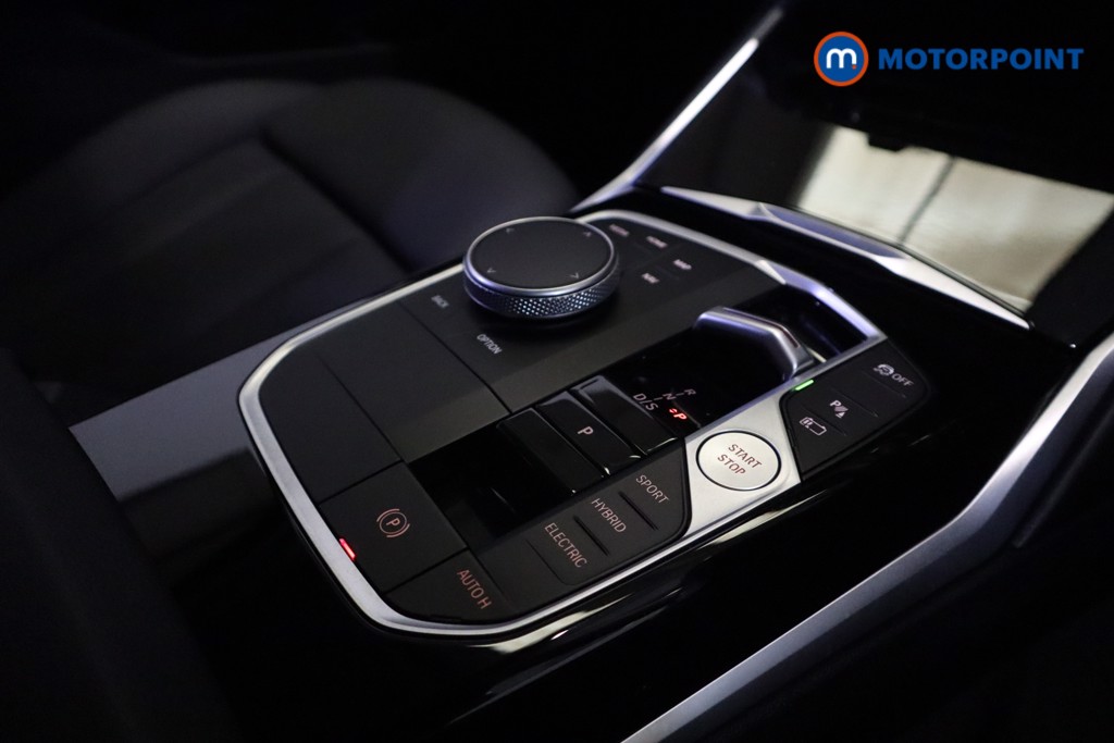 BMW 3 Series Sport Automatic Petrol Plug-In Hybrid Estate - Stock Number (1552256) - 21st supplementary image