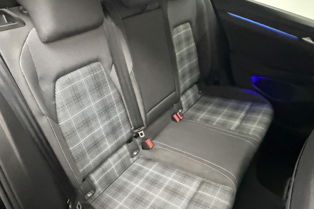 Volkswagen Golf GTD Automatic Diesel Hatchback - Stock Number (1552261) - 26th supplementary image