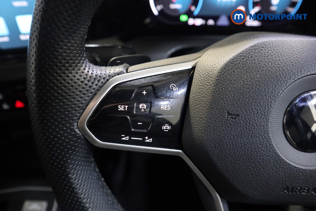Volkswagen Golf R-Line Automatic Diesel Hatchback - Stock Number (1552270) - 3rd supplementary image